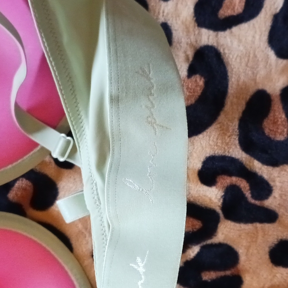 NWT Victoria secret pink bra - Picture 7 of 7